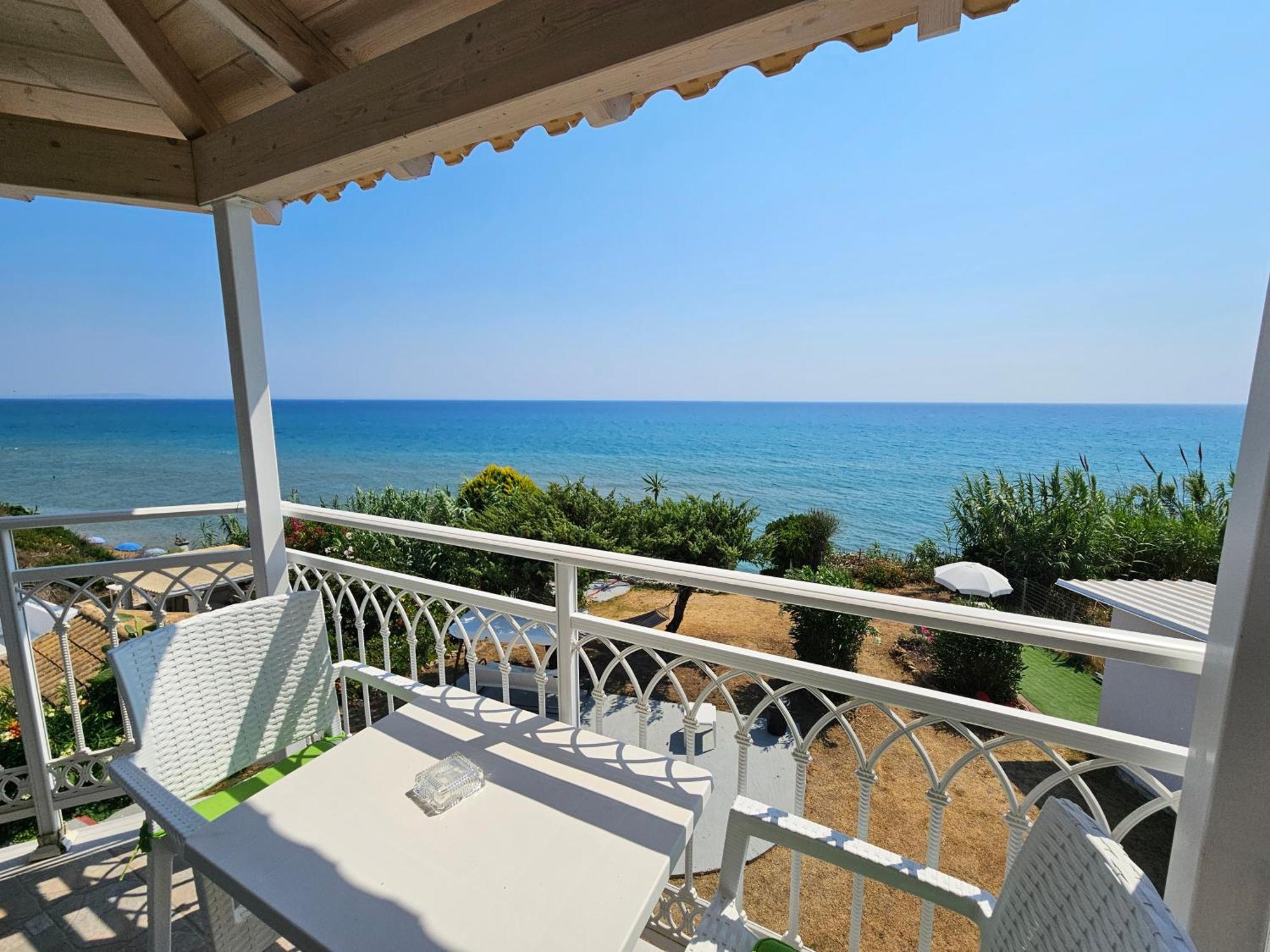 Leta Apartments Agios Georgios  Zewnętrze zdjęcie