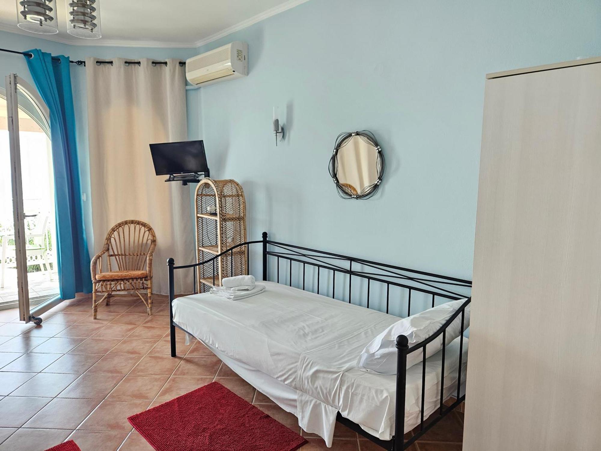 Leta Apartments Agios Georgios  Zewnętrze zdjęcie